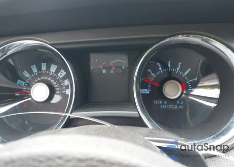 2011 Ford Mustang V6 из США, поврежденный, VIN 1ZVBP8EM2B5142545